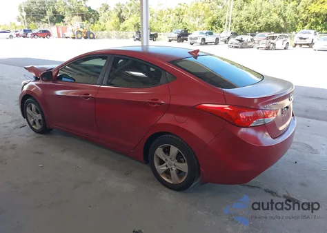 2013 Hyundai Elantra Gls z USA, uszkodzony, nr VIN KMHDH4AE7DU769181